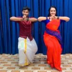 Shalu Menon Instagram - ♥️🤍 Dancers : @shalumenonhere @sandeepsukumaran2014 . . . . . 🔼Follow Us @indian_classical_dancers_2021 🔼Keep Supporting Me 🔼Tag💫Like💫Comment 🔼Daily Post 💯✨ . . . . Follow Us➡️ @indian_classical_dancers_2021 Follow Us➡️ @indian_classical_dancers_2021 Follow Us➡️ @indian_classical_dancers_2021 . . . . . #reelsinstagram #reelitfeelit #reels #keralabeauty #keralam #keralaphotos #explore #entekeralam #photograph #canonphotography #photography #chilanga #classicaldancers #indianclassicaldance #keralaclassicaldance # photooftheday #chilanka #chilankalove #chilanga #kerala #treditional #dance #love #keralabride #keralaattraction #keralagram #dancecover #keralagodsowncountry #keralavibes #keralagallery