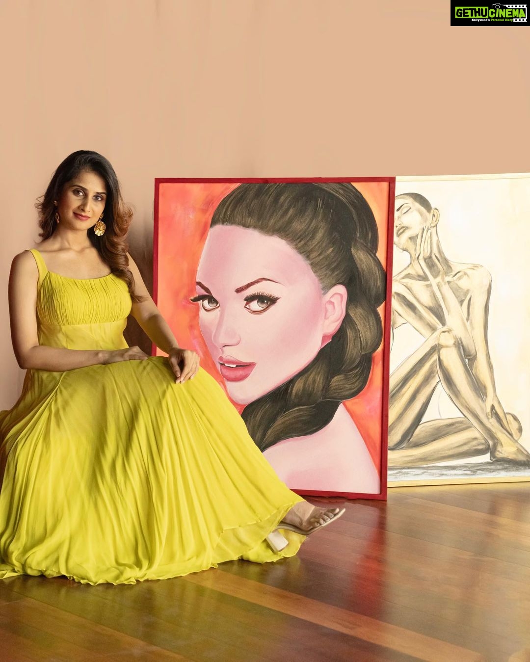 Shamlee Instagram - A happy heart as my paintings find new homes 💛 #soldwithlove #soldart #artcollector #figurativeart #portrait #artist