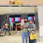 Shamna Kasim Instagram – @emirates @dubaiairports #dubai🇦🇪 #emirates #airport #travel #shamnakasim #shanidasifali #hamdanasifali Dubai Airport Terminal-3