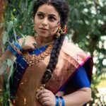 Shamna Kasim Instagram - Knowing how to dress is an art… Styling: @vasudevan.arun Saree: @gsensemble_official Jewelry: @emmadi_silver_jewellery_hyd Pics: @v_capturesphotography Hairstylist: @hairartistpoojagupta Personal staff: @pranay_kohli #lovemyjob ❤️🧿
