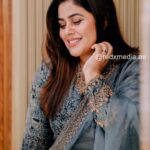 Shamna Kasim Instagram – Thank u rincy @harz_bridalstudio for this beautiful outfit ❤️ 

Pics : @redxmedia