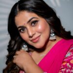Shamna Kasim Instagram – 🩷 

Costume: @jazaashdesignstudio 
Jewelry: @kushalsfashionjewellery 
Pics: @v_capturesphotography 
Hairstylist: @hairartistpoojagupta 
Personal staff: @pranay_kohli 

@etvtelugu2708 @etvwin #dheepremierleague #lovemyself #lovemyjob