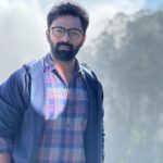 Shanthanu Bhagyaraj Instagram – #My3 🎉❤️
#photodump 
@jananihere_ @ihansika @sakthii___ @theabishekkumar @rajeshmdirector @iashnazaveri @narayan_live @karthickdir.7 @gururameshv @trendloud @disneyplushotstartamil