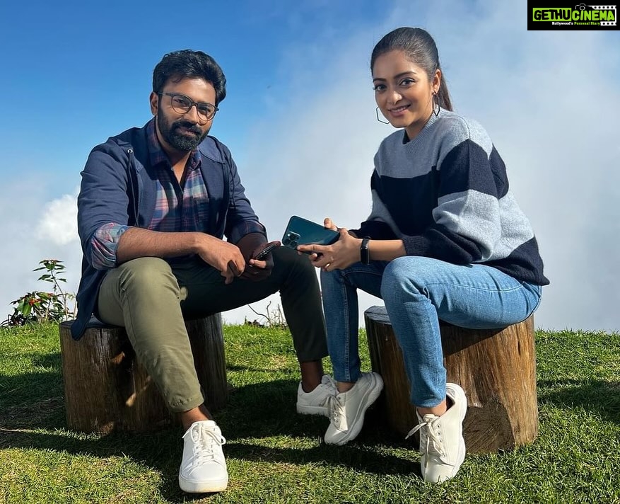 Shanthanu Bhagyaraj Instagram - #My3 🎉❤️ #photodump @jananihere_ @ihansika @sakthii___ @theabishekkumar @rajeshmdirector @iashnazaveri @narayan_live @karthickdir.7 @gururameshv @trendloud @disneyplushotstartamil