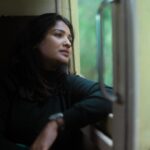 Sharanya Turadi Instagram - There are Times like this.. When I don't want to do anything but to sit still and stare at the world around me with Pradeep kumar’s voice running on my head! Oru inam puriyatha Mixed feeling! Have you ever felt that way? If so, 🫂❤️ Sending you love n strength Kanmani 🕊️ #loveandlight