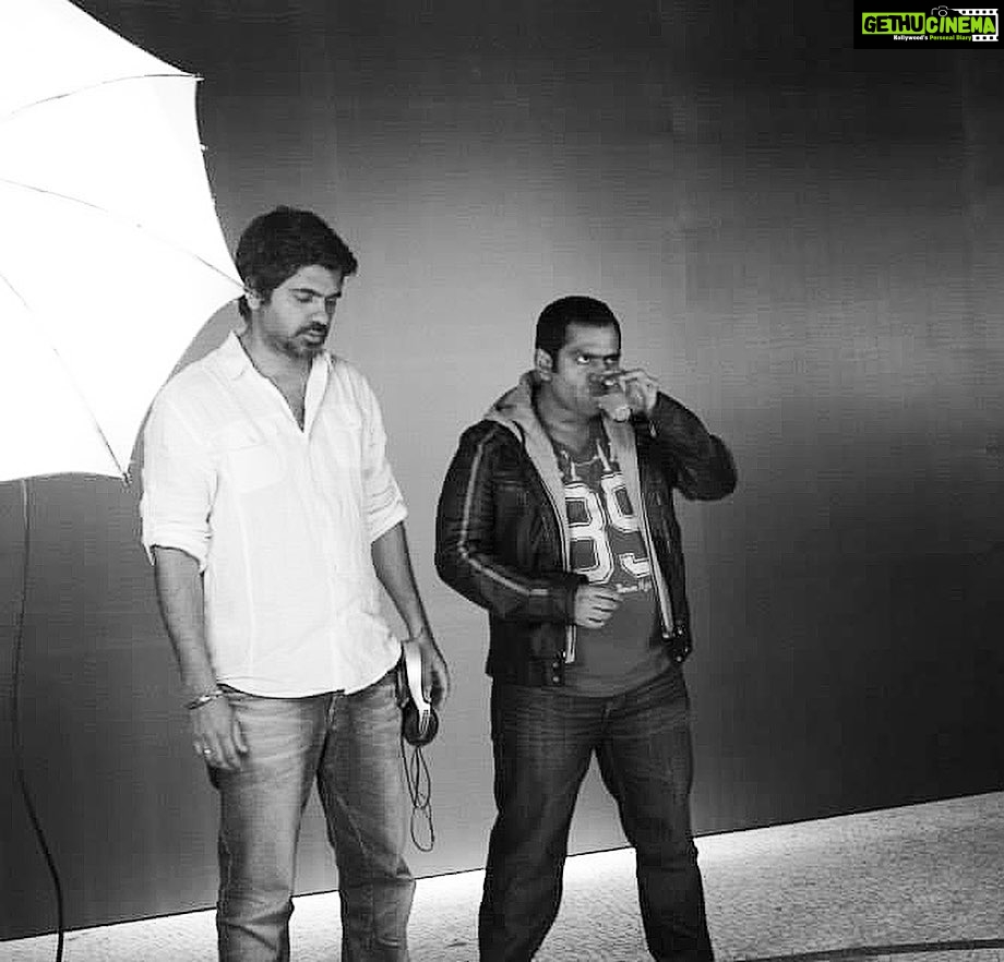 Sharib Hashmi Instagram - Memories look good in black and white…! Jo Instagram Pe nahin hote birthday unka bhi hai ☺☺ #NitinKakkar #HappyBirthday #MyFriend #Filmistaan ❤