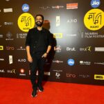 Sharib Hashmi Instagram - #SharmajeeKiBeti Ka 2nd show bhi raha houseful 🕺🏻❤️ @mumbaifilmfestival ke do shows mein ittna pyaar mila hai ke bass ab dua hai ke oopar wala jaldi se junta tak pahuncha de ❤️🤲🏻🙏🤞 @applausesocial @sameern @segaldeepak @ellipsisentertainment @tahirakashyap @tanuj.garg @atulkasbekar @divyadutta25 #SakshiTanwar @SaiyamiKher @mrfilmistaani @dabasparvin @sushant_ghadge_ @ravjeetsingh7 @vanshika_taparia @aristamehta @garg.prasoon @chainanisunil @manwithamovingcamera @devnidhib @lordmeow @happyhippiegurl @pareekmanasi #JioMAMI Mumbai - The City of Dreams