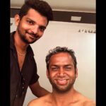 Sharib Hashmi Instagram - Barson se yeh aadmi mujhe choona laga raha hai 🤪❤️❤️ Belated Happy birthday aamcha genius @irohitsmahadik ❤️🎂❤️ Tumne Mereko life mein jitna ‘GUM’ diya hai, us se zyada khushi Di hai 😛😛❤️❤️🤗🤗 #happybirthday