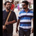 Sharib Hashmi Instagram - Barson se yeh aadmi mujhe choona laga raha hai 🤪❤️❤️ Belated Happy birthday aamcha genius @irohitsmahadik ❤️🎂❤️ Tumne Mereko life mein jitna ‘GUM’ diya hai, us se zyada khushi Di hai 😛😛❤️❤️🤗🤗 #happybirthday