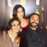 Sharib Hashmi Instagram - Gala Premiere of #SharmajeeKiBeti at the prestigious @mumbaifilmfestival ❤️ Cinema hall ki seats ke saath dil bhi full ho gaya ❤️ What ammazzing response from the full-house audience ❤️ Thankooooo @atulkasbekar @tanuj.garg @tahirakashyap for making a part of your beautiful world ❤️ Kitttni pyaaari duniya create ki hai aapne director Saahibaa ❤️❤️👏🏻👏🏻 Missed you Sakshi my on screen Mrs Sharmajee ❤️ @applausesocial @sameern @segaldeepak @ellipsisentertainment @tahirakashyap @tanuj.garg @atulkasbekar @divyadutta25 #SakshiTanwar @SaiyamiKher @mrfilmistaani @dabasparvin @sushant_ghadge_ @ravjeetsingh7 @vanshika_taparia @aristamehta @garg.prasoon @chainanisunil @manwithamovingcamera @devnidhib @lordmeow @happyhippiegurl @pareekmanasi Styled by : @itsbhavyapatel_ ❤️ Clothes : @nm_design_studio ❤️ Mumbai - The City of Dreams