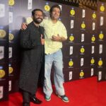 Sharib Hashmi Instagram - Gala Premiere of #SharmajeeKiBeti at the prestigious @mumbaifilmfestival ❤️ Cinema hall ki seats ke saath dil bhi full ho gaya ❤️ What ammazzing response from the full-house audience ❤️ Thankooooo @atulkasbekar @tanuj.garg @tahirakashyap for making a part of your beautiful world ❤️ Kitttni pyaaari duniya create ki hai aapne director Saahibaa ❤️❤️👏🏻👏🏻 Missed you Sakshi my on screen Mrs Sharmajee ❤️ @applausesocial @sameern @segaldeepak @ellipsisentertainment @tahirakashyap @tanuj.garg @atulkasbekar @divyadutta25 #SakshiTanwar @SaiyamiKher @mrfilmistaani @dabasparvin @sushant_ghadge_ @ravjeetsingh7 @vanshika_taparia @aristamehta @garg.prasoon @chainanisunil @manwithamovingcamera @devnidhib @lordmeow @happyhippiegurl @pareekmanasi Styled by : @itsbhavyapatel_ ❤️ Clothes : @nm_design_studio ❤️ Mumbai - The City of Dreams