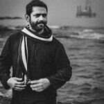 Sharib Hashmi Instagram - Monochrome 🖤🤍 With the ammazzingg @iamwolfienair ❤️ #bandstand #bandra #photoshoot #nostalgia #monochrome #blackandwhite Bandra Bandstand