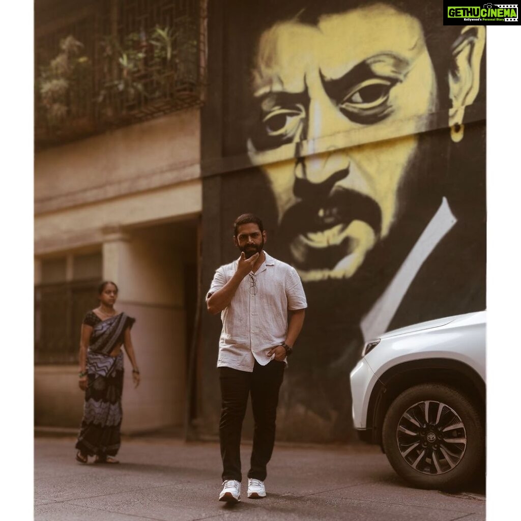 Sharib Hashmi Instagram - Bandra Ki Galiyon Mein With @roobaroo_art ❤❤ #bandra #photoshoot #musafir Mumbai - The City of Dreams