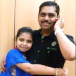 Sharib Hashmi Instagram – हँसी हँसी में वो दुख दर्द झेलता ही रहा,
करिश्मा-बाज़ ज़माने से खेलता ही रहा…!

Tumhari himmat ko salaam bhai 🙏 mushkil se mushkil waqt mein tumhein muskuraate huye hi dekha ❤️🙏 

Doston dua kariye mere bade bhai Aquil Hashmi ko jannat mein aala muqaam haasil ho 🤲🏻🤲🏻