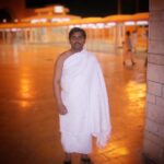Sharib Hashmi Instagram – हँसी हँसी में वो दुख दर्द झेलता ही रहा,
करिश्मा-बाज़ ज़माने से खेलता ही रहा…!

Tumhari himmat ko salaam bhai 🙏 mushkil se mushkil waqt mein tumhein muskuraate huye hi dekha ❤️🙏 

Doston dua kariye mere bade bhai Aquil Hashmi ko jannat mein aala muqaam haasil ho 🤲🏻🤲🏻