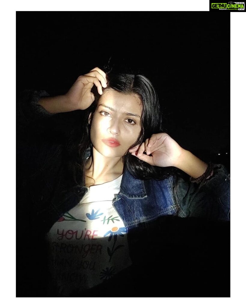 Sharvary Joshi Instagram - "Any attitude quote" ~ Somebody Renowned Photography: @gazal_e_tasveer Enjoy ❤️ #photoshoot #sharvaryjoshi aryjoshi #photography #lightexperiments #redlips #❤️ #💋 #👄#💄 #basic #nightshoot #contrast #darkandlight #emphasis #beauty #instabeauty #instadaily #instagram #denimjacket #modeling #instamodels #love #shoot