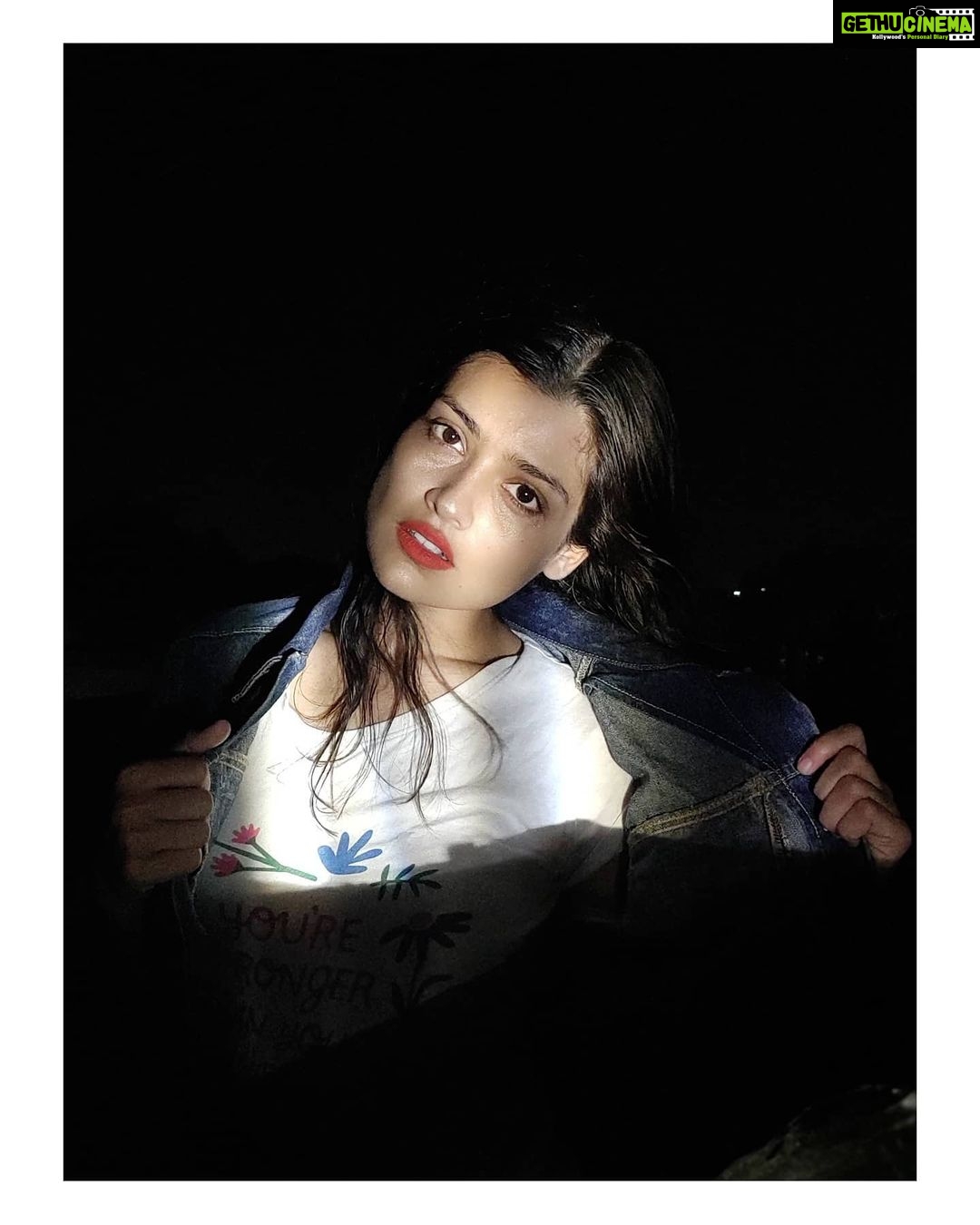 Sharvary Joshi Instagram - "Any positive quote" ~ Somebody Renowned Photography: @gazal_e_tasveer Enjoy β€οΈ #photoshoot #sharvaryjoshi #photography #lightexperiments #redlips #β€οΈ #π #π#π #basic #nightshoot #contrast #darkandlight #emphasis #beauty #instabeauty #instadaily #instagram #denimjacket #modeling #instamodels #love #shoot