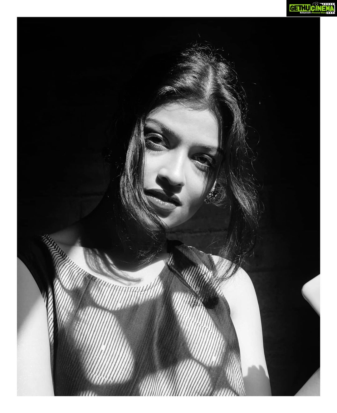Sharvary Joshi Instagram - I don't know.. when it comes to photographs, I always fall for b&w. What about you? Which one do you like more? #blackandwhite #interpretive #black #white #photography #editing #photoshop #blackandwhitephotography #blackandwhitephotographylovers #blackandwhitephotoshoot #model #modelling #contrast #highcontrast #acting #actress #actor #modellife #actorslife🎬 #trueself #blackandwhitequotes #🖤 #⬜ #⬛ #🔲 #⚫ #⚪ #⚪️⚫️ #⬛️⬜️ #🔳🔲 #⬛️⬜️