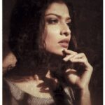 Sharvary Joshi Instagram - It is neither poor handling nor the weather that turns the pages of a book a fine sepia. It is the reader's imagination. - SA Tawks 🖤💛 ⁣⁣ Dress: @sonalkabra_official ⁣⁣ Click and mua: @_couturiere for @couture.photography__ ⁣⁣ Editing and effects: @sharvaryjoshi⁣ #chemical #sepia #sepiaphoto #perfect #warm #vintage #antiques #slowaging #romantic #yellowbrown #tiedye #portrait #snapseed #picsart #photoshop #actress #acting #actor #actorslife🎬 #modellife #model #modelling #vintageportrait #oldstyle #photoshoot #fashionphotography #💛🖤 #🎭 #theatreartist #artist