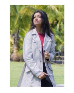 Sharvary Joshi Instagram - "Keep your face to the sun and you will never see the shadows." ~Helen Keller 💐 ⁣⁣
⁣
📸 Photography: ⁣⁣@ap_photoartist

#actress #croptop #maroon #vibrantcolors #colourful #green #trenchcoat #indianbeauty #🇮🇳 #actress🎬 #model #fashiondesigner #modelling #modellinglife #modelposing #browngirl #loosehair #sharvaryjoshi #barodian #photoshootideas #practicesession #📸 #photographyy #beautifulpose #fashionstatement #lightscamerapose #🎭 #🔥🔥 #❤️🖤