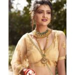 Sharvary Joshi Instagram - Whatever you do, do it with all your heart and soul. ⚜️For this look⚜️ Contact 8469077744 Size: 34 - 36 - 38 Designed by @archana.makwana for @houseofarchana In frame: of course @sharvaryjoshi Photography by: @virag9468 for @_a.vphotography_ Jewellery Courtesy: @skgoldjewels Mua: @zeba_khan_vohra for @the_face_studio_vadodara Venue Courtesy: @shaktigreens #keephustling #hotness #photoshoot #blackandwhite #brownhair #browngirl #indianmodel #modeling #model #modelposing #nudelip #fashion #fashionphotography #actress🎬 #acting #evening #whitebackground #whiteonwhite #expressionsmatter #hawt #sexyhair #sexylook💋💋 #actorslife #actor #hustle