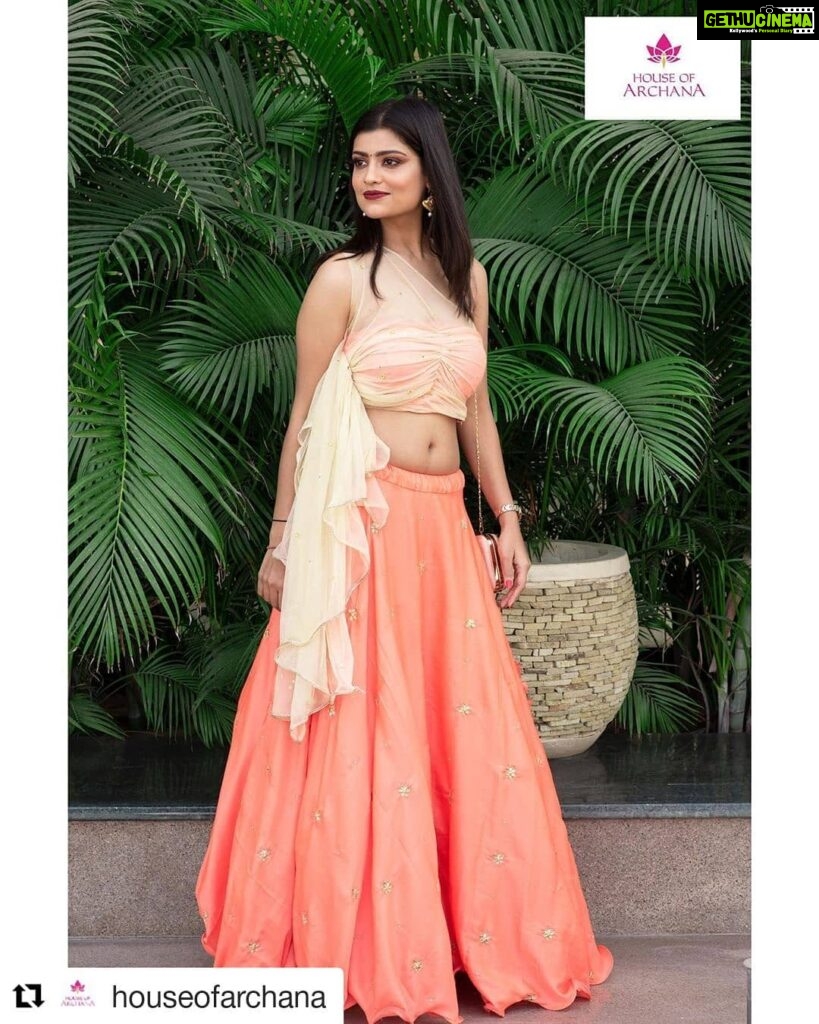 Sharvary Joshi Instagram - #Repost @houseofarchana (@get_repost) ・・・ Gorgeous Actress @sharvaryjoshi Slaying in our peach barfi silk chaniya with Kundan work motif & draped one sided blouse from our Pocket Friendly Festive Wedding collection 2020. Peach zardosi embroidered clutch from @archanasfashionhouse Contact 8469077744 to buy it. Designed by @archana.makwana In frame:- @sharvaryjoshi Photography by @_a.vphotography_ Jewellery courtesy @skgoldjewels Mua @zeba_khan_vohra for @the_face_studio_vadodara Venue courtesy @shaktigreens #weddingfestive2020 #weddingcollection2020 #houseofarchana #archanasfashionhouse #vadodarafashiondesigner #designeroutfits #drapedblouse #indowesternwear #stylishindianoutfits #indianweddingwear #festivecollection2020 #trends2020 #fashiontrends2020