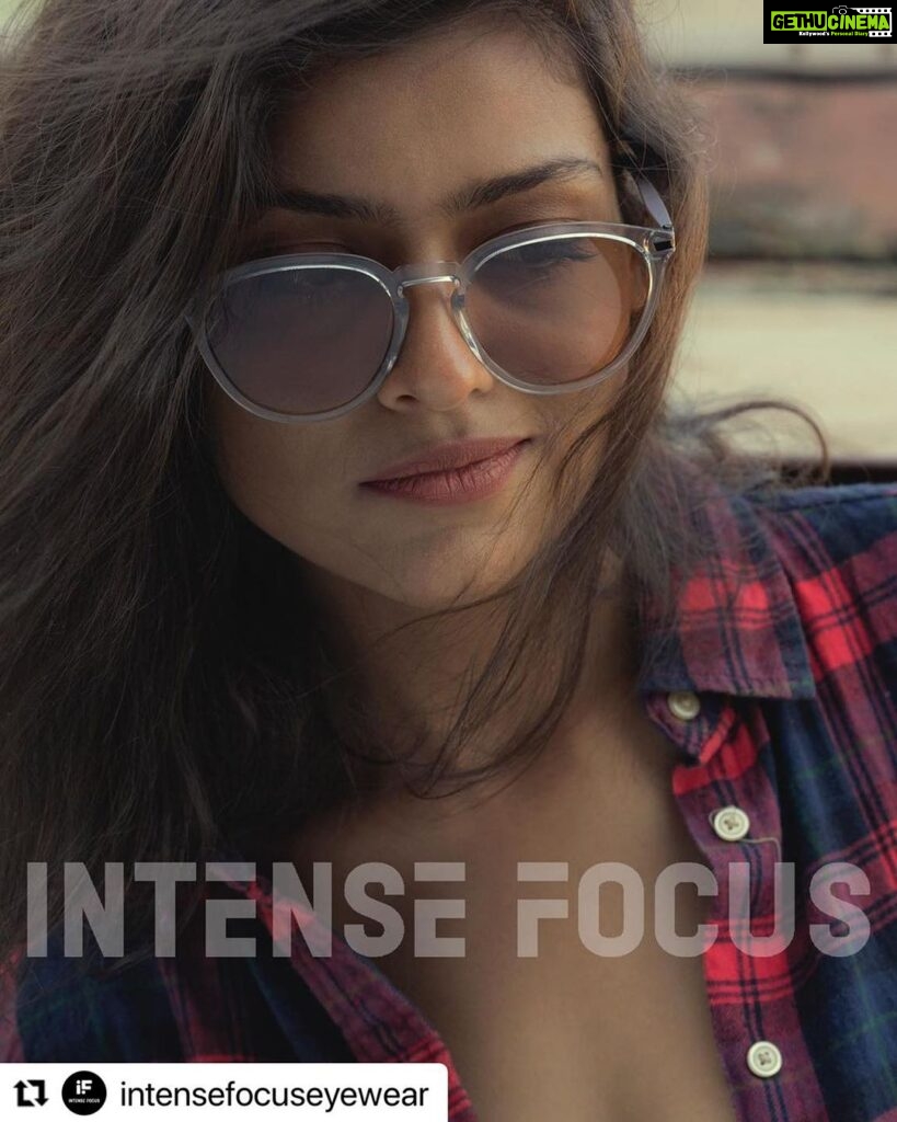 Sharvary Joshi Instagram - Repost @intensefocuseyewear ・・・ #sunglasses #eyewearfashion #eyewear #optician #new #fashion #fashionstyle #style #glasses #glassesfashion #newlook #eyeglasses #brand #sungalssesfashion #sharvaryjoshi #sharvary #actress #ahmedabad #gujarat #vadodara #actor #acting #photoshoot #model #modellingshoot #modelling