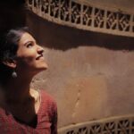 Sharvary Joshi Instagram - "The moments of happiness we enjoy take us by surprise. It is not that we seize them, but that they seize us." —Ashley Montagu . . . . . . . . . #actor #theater #actress #sharvaryjoshi #acting #actorslife #films #colours #aesthetic #filmmaking #filmcommunity #théâtre #styleblogger #glamourmodel #pose #fashion #styleinspiration #model #glam #queerfilm #queer #desirewells #gujarati #adalajstepwell #joyandbliss #happinessforever #shootingtime #movieactress #shortfilm #queerfilm Adalaj Stepwell