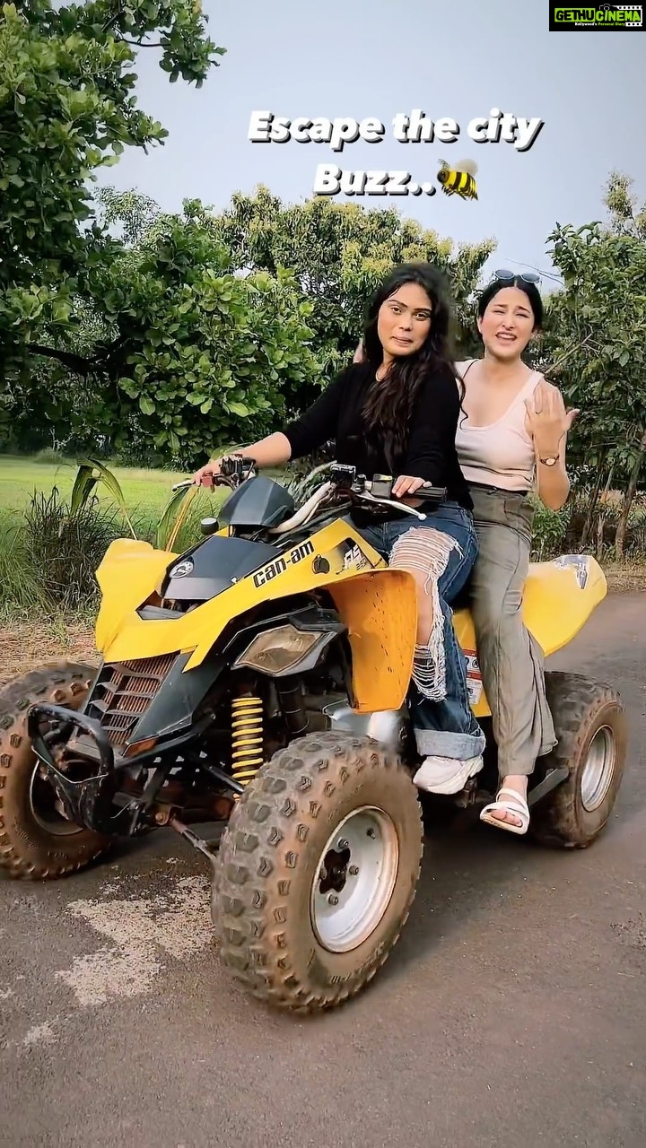 Sheen Dass Instagram - 4 hrs from #mumbai …. 🚘 #staycation in nature’s lap 🪺🪻🦋 . Forest retreat is a call away @foresthillstala 🐝 Forest Hills at Tala
