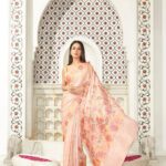 Shehnaaz Kaur Gill Instagram - good morning 🫶🏻 Styled by - @manishamelwani @devanshi.15 Outfit - @shantibanaras Jewellery - @shriparamanijewels Hair - @cheemabaljit2 Makeup - @sabakhanmakeup Draped by - @kanika.singh.545 Footwear: @paioshoes Styling Team - @sim.ran_awayy @junni.khyriem @iambidipto_ @gypsy.girl.world @kasliwalriddhi @bhavnaaaaa.r @aishwaryasharmahere