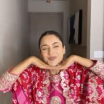 Shehnaaz Kaur Gill Instagram - don’t miss the end 😂