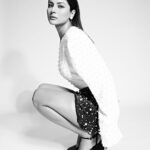Shehnaaz Kaur Gill Instagram - Pari hu main 🖤🤍 Styled by - @manishamelwani @devanshi.15 Outfit - @hm #hmfall #hmindia Earrings - @perle__jewels Hair - @cheemabaljit2 Makeup - @sabakhanmakeup Photographer - @thehouseofpixels @vaishnavpraveen Styling Team - @sim.ran_awayy @junni.khyriem @iambidipto_ @gypsy.girl.world @kasliwalriddhi @bhavnaaaaa.r