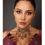 Shehnaaz Kaur Gill Instagram - इन आँखों की मस्ती के Styled by - @manishamelwani @devanshi.15 Photographer - @samrat.02 Outfit - @taruntahiliani Jewellery - @shriparaminijewels Heels - @renecaovilla Makeup - @sabakhanmakeup Hair - @cheemabaljit2 Styling Team - @sim.ran_awayy @junni.khyriem @iambidipto_ @gypsy.girl.world @kasliwalriddhi @bhavnaaaaa.r Styling Intern - @aastha.1405
