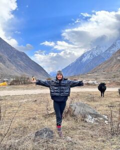 Shehnaaz Kaur Gill Instagram - Evolving in sync with mother earth 🗻🫶🏻