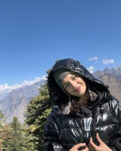 Shehnaaz Kaur Gill Instagram - Evolving in sync with mother earth 🗻🫶🏻