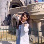 Sherin Instagram - Just being my goofy self 🤓 #sherin #paris #disneylandparis #disney #biggbosstamil #travel #fun #goofy #travelvlog