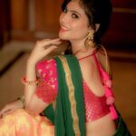Sherin Instagram – Happy #diwali to everyone. May your smiles be bright enough to shun away all the negativity and may your eyes sparkle with love and happiness ✨❤️✨
#shirin