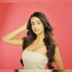 Sherlin Seth Instagram – 💌
.
📸 @pravintalan @rupalisaagarphotography 
📍 @the_artofvisuals 
.
.
.
#sherlinseth #explorepage #explore #forthegram #forme #foryou #portfolio #actor #bollywood #tamilcinema