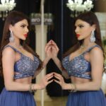 Sherlyn Chopra Instagram - अधर्म पर धर्म की जीत अन्याय पर न्याय की विजय बुरे पर अच्छे की जय जयकार यही है दशहरा का त्योहार! #happydussehra #विजयादशमी