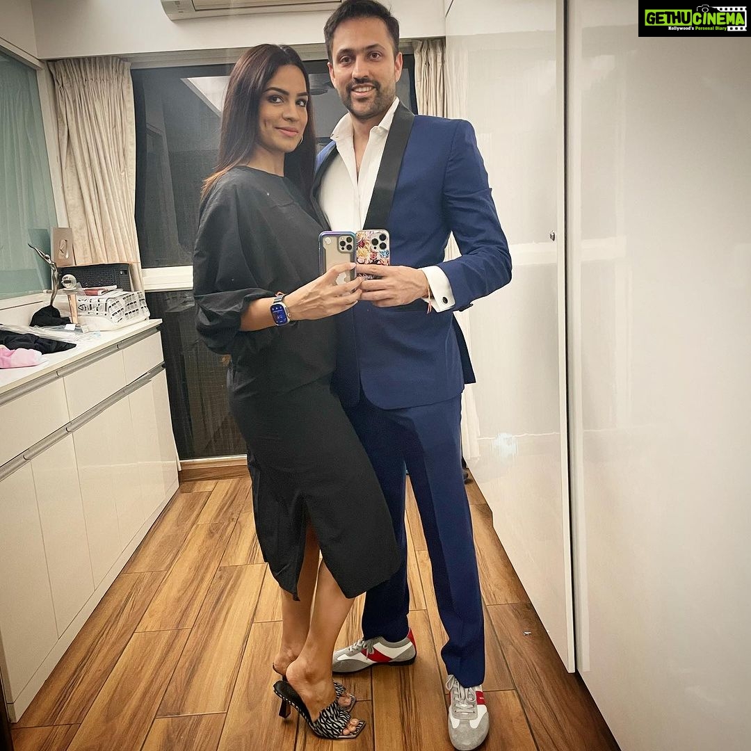 Shikha Singh Instagram - Me & U ❤️ U & Me ❤️ US 🧿 #mine #us #lovers #boyfriend #partner #husband #family #love #date #datenight #function #blessed #blessedwiththebest #insta #instagram #instagood #instadaily #pic #picture #photo #photography #photooftheday #just #memories #thankyou