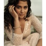 Shilpa Manjunath Instagram - ✨🪔 📸 :@ajshetty Mua: @pannas_makeup Hair @ashahairandmakeup Outfit: @samyakkclothing Jewellery: @antegra_diaries