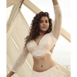 Shilpa Manjunath Instagram – ✨✨
📸 :@ajshetty
Mua: @pannas_makeup
Hair @ashahairandmakeup
Outfit: @samyakkclothing
Jewellery: @antegra_diaries