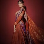 Shilpa Shetty Instagram - All flaiRED up 🔥❤️‍🔥 #LookOfTheDay #outfitoftheday #ootd #style #glam #eventdiaries #ReddyShettyGo