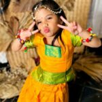Shilpa Shinde Instagram – Betiyan Devi maa ka roop hoti hai 🥰🥰🥰 yaad rakhna!!! Log bhool jaate hain 😔

#HappyNavratri #Betiyan #MaaDurga
#reelsinstagram  #funtimes #enjoylife  #ShilpaShinde #trending #comedy #explorepage #sundayvibes  #selflove  #loveyourself #sunday  #dance  #trendingreels  #instareels #stayhappy