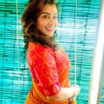 Shilpa Shinde Instagram – Wishing you all a very Happy Navratri❤😍
May the nine nights of Navratri bring you love, peace, and happiness & fill your life with new beginnings and endless opportunities. 

#HappyNavratri 
#saree #sareelove #Navratri #ShilpaShinde #sundayvibes #sunday #picoftheday