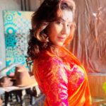 Shilpa Shinde Instagram – Wishing you all a very Happy Navratri❤😍
May the nine nights of Navratri bring you love, peace, and happiness & fill your life with new beginnings and endless opportunities. 

#HappyNavratri 
#saree #sareelove #Navratri #ShilpaShinde #sundayvibes #sunday #picoftheday