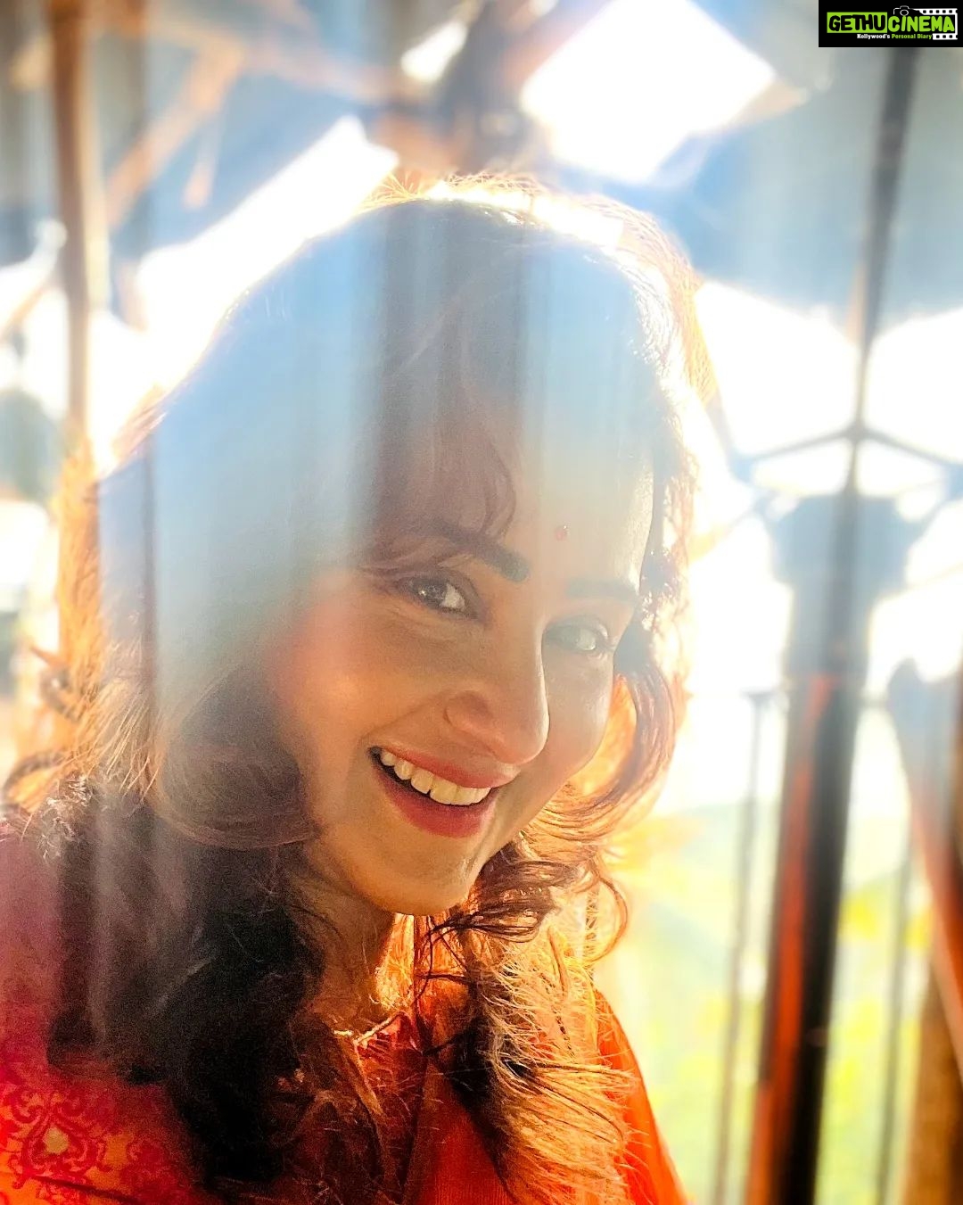 Shilpa Shinde Instagram - Wishing you all a very Happy Navratri❤😍 May the nine nights of Navratri bring you love, peace, and happiness & fill your life with new beginnings and endless opportunities. #HappyNavratri #saree #sareelove #Navratri #ShilpaShinde #sundayvibes #sunday #picoftheday