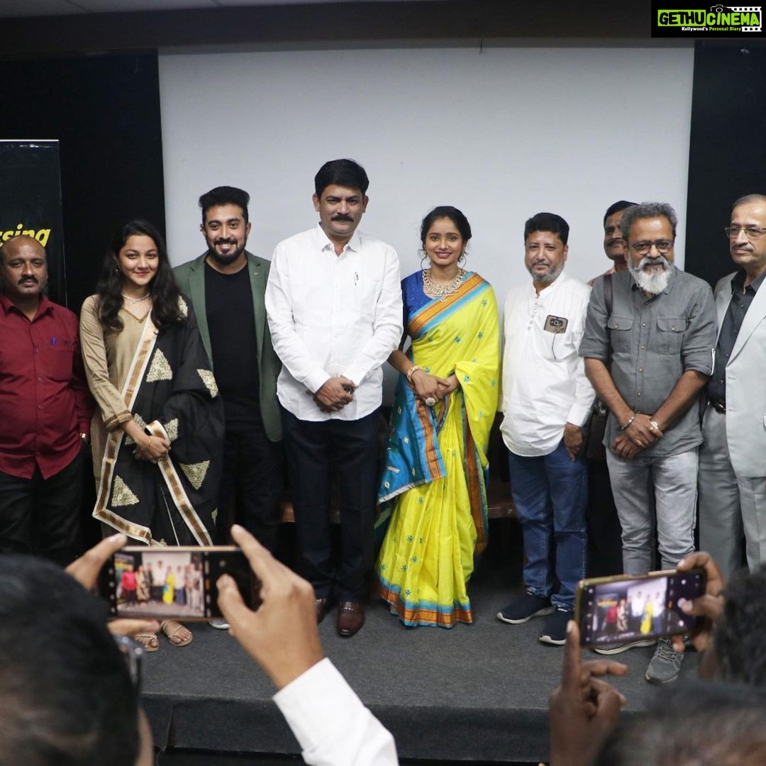 Shilpa Thakre Instagram - Poster and Music Launch of “Bhagirathi Missing” 🚀 . . सहयात्री मोशन पिक्चर्स निर्मित आणि सचिन वाघ दिग्दर्शित “ भागीरथी मिसिंग ” चित्रपठ म्यूजिक व पोस्टर लॉंच सोहला प्रमुख उपस्थिति मा. श्री. मेघराज राजेभोसाले अध्यक्ष, अखिल भारतीय मराठी चित्रपट महामंडल मा. स्मार्तना पाटील, आईपीएस IPS पोलिस उपायुक्त पुणे झोने २ मा. सुषमा चव्हाण सहायक पोलिस आयुक्त { से. नि. } Produced by Sahyadri Motion Pictures Directed by:- Sachin Wagh Executive Producer:- Yogesh Joshi Story and dialogue:- Sanjay Ingulkar Music by:- Mandar Cholkar , Dr. Sangita Godbole Singer:- Ashutosh Kulkarni Dop:- Dinesh Kandarkar Starring- Shilpa Thakare, Abhishek Avachat Costume designer:- Shivani Magdum Makeup - Dinesh Naik Art- Nitin Borkar Sound- Raashi Butte #bhagirathimissing #shilpathakre #sachinwagh #abhishekavachat #marathimovie #cinema #filmmaker #akhilbhartiyamarathichitrapatmahamandal #abmcm #punecity #punetimes #moviewithamessage #2023 #comingsoon @shilpa_thakre_official @realabhi_avachat @meghraj_rajebhosale Balasaheb Thakrey Kaladalan,sarasbaug