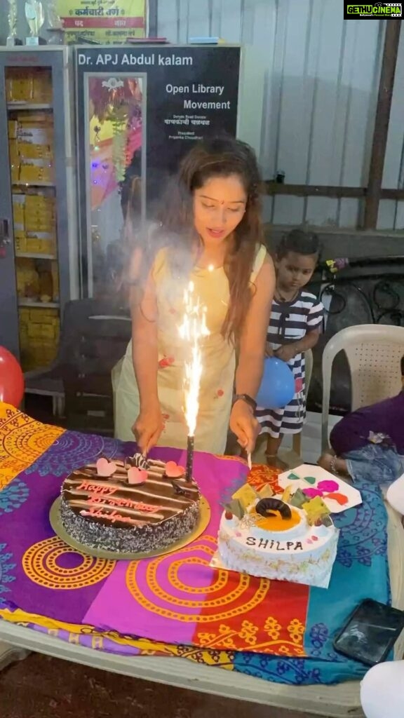 Shilpa Thakre Instagram - Thanks a lot to everyone for taking time and sending me your warmest birthday wishes💕 Thank you so much ..❤️Love you all ❤️😘 #shilpathakre #expressionqueen #loveyouall #birthday #birthdaywishes #thankyou #gratitude #love