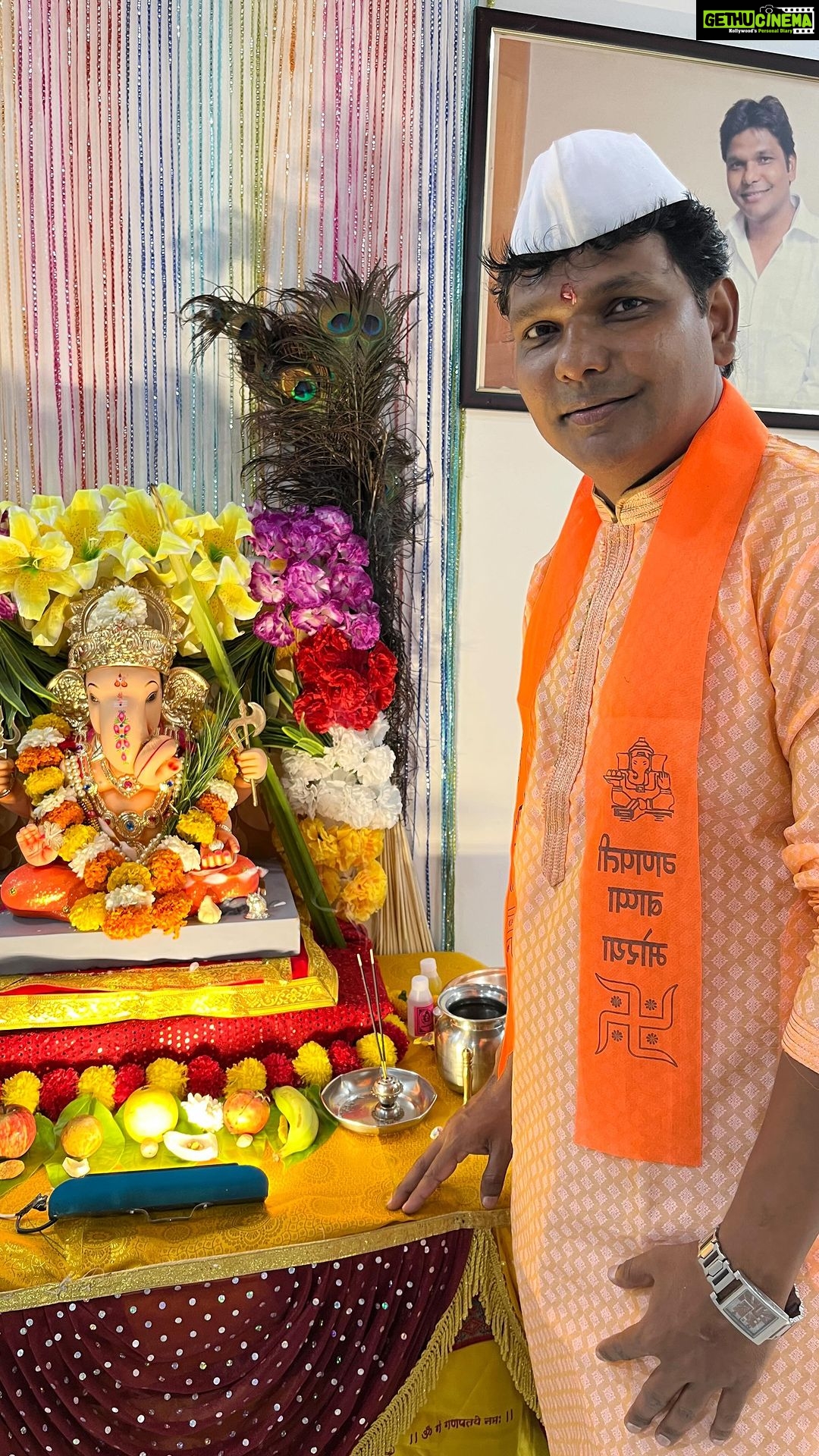 Shilpa Thakre Instagram - ๐๐บ๐Ganapati Bappa Morya๐๐บ๐ . . . #ganeshfestival23 #ganapatibappamorya #blessed #divine #festivalvibes #bappamajha #bappamorya #instareels #instagood #explore #exploremore